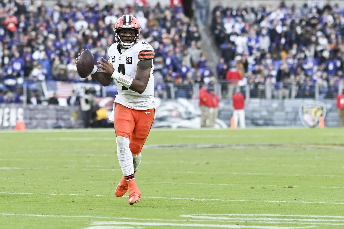 Cleveland Browns quarterback Watson to undergo season-ending shoulder ...