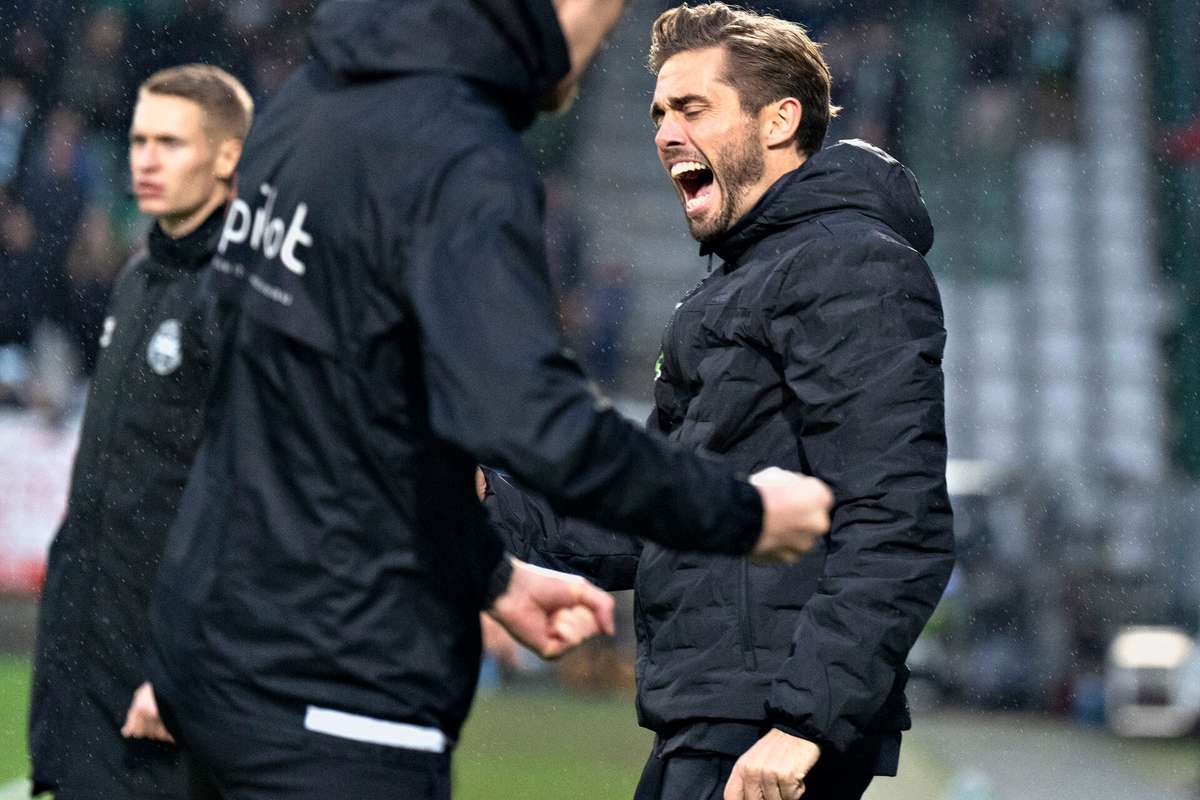 sænker i Jakob Poulsendebut i trænersædet Flashscore.dk