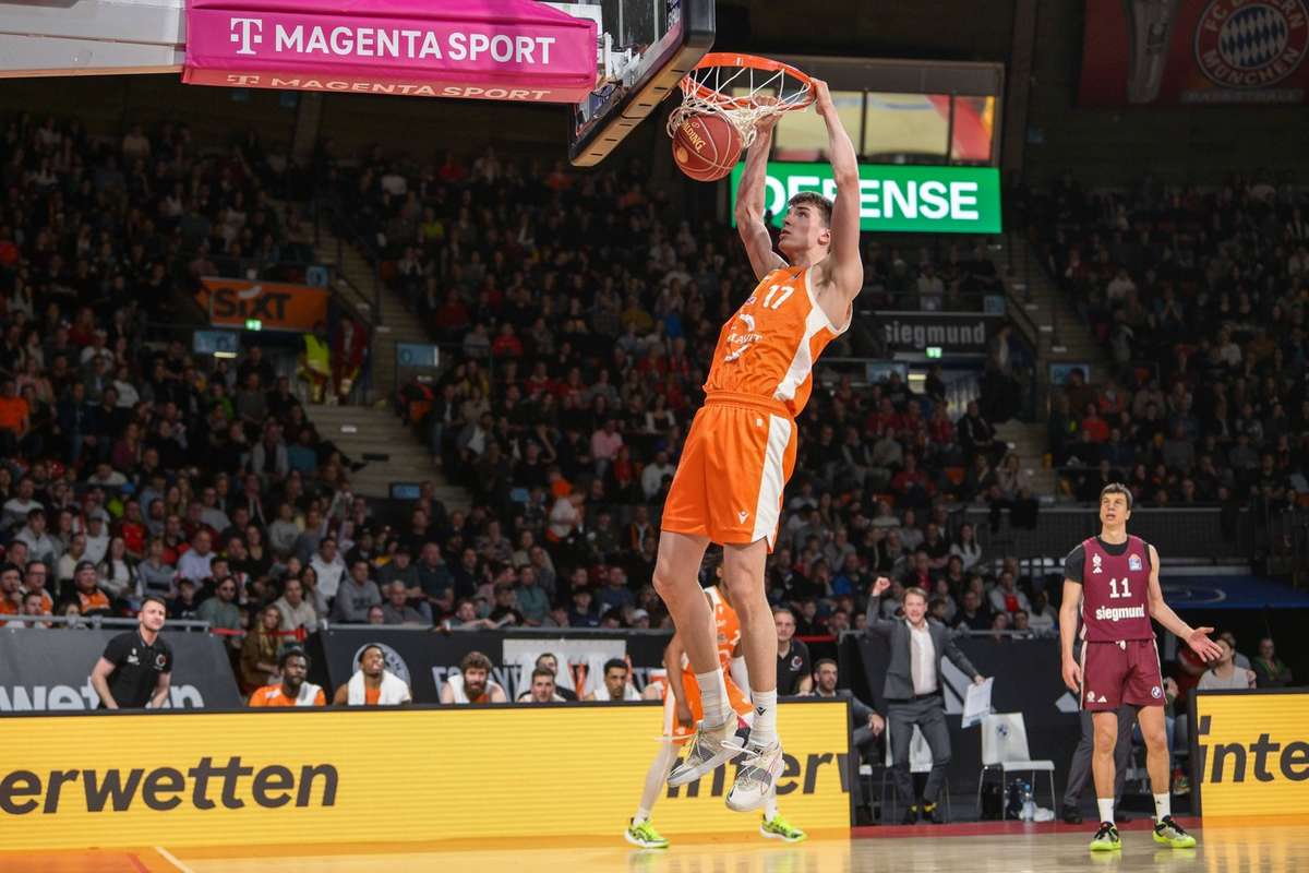 BBL: Bayern Verliert Tabellenführung - Vechta Untermauert Ambitionen ...