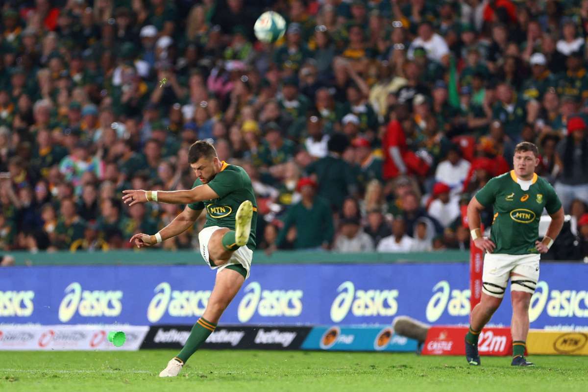 Springboks could go forwardheavy against Ireland in pivotal World Cup