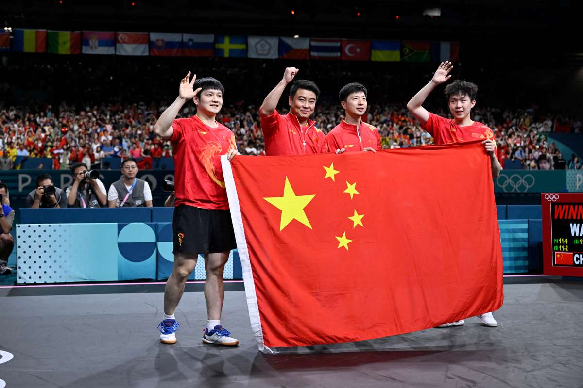 Les Chinois restent champions olympiques de tennis de table par équipe Flas...