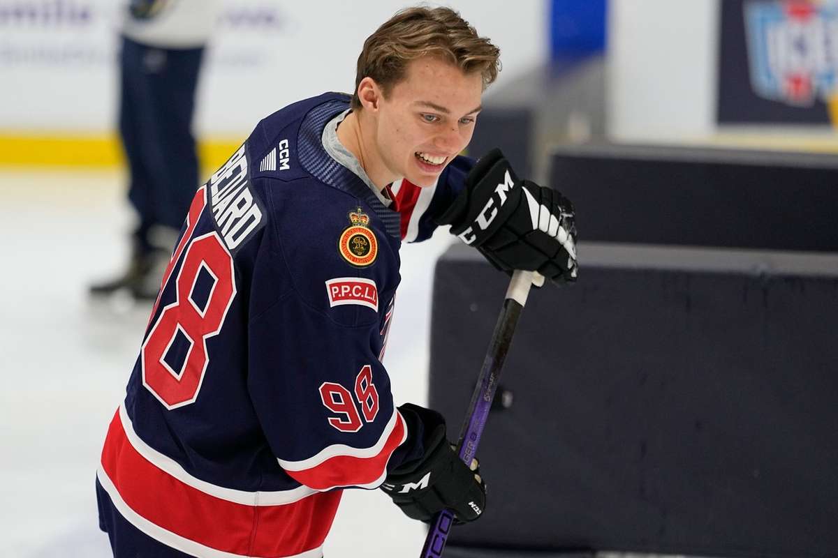 NHL-Draft: Toptalent Connor Bedard wird sich wohl Chicago Blackhawks ...