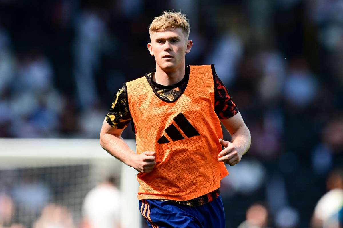 EXCLUSIVE: Newcastle facing new headache as Man Utd prepare Lewis Hall offer