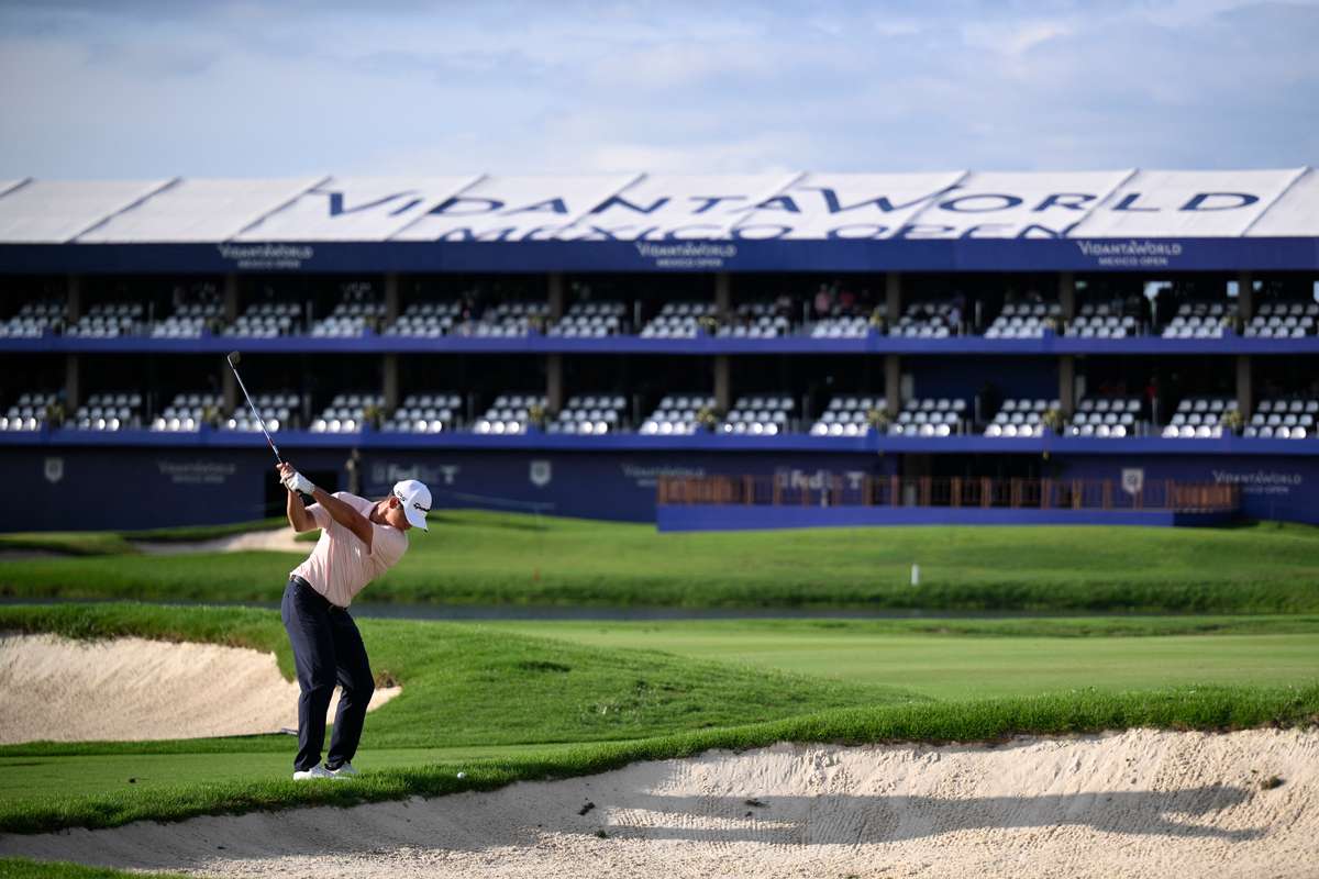Little known Aussie golfer leads Mexico Open after year-best 62