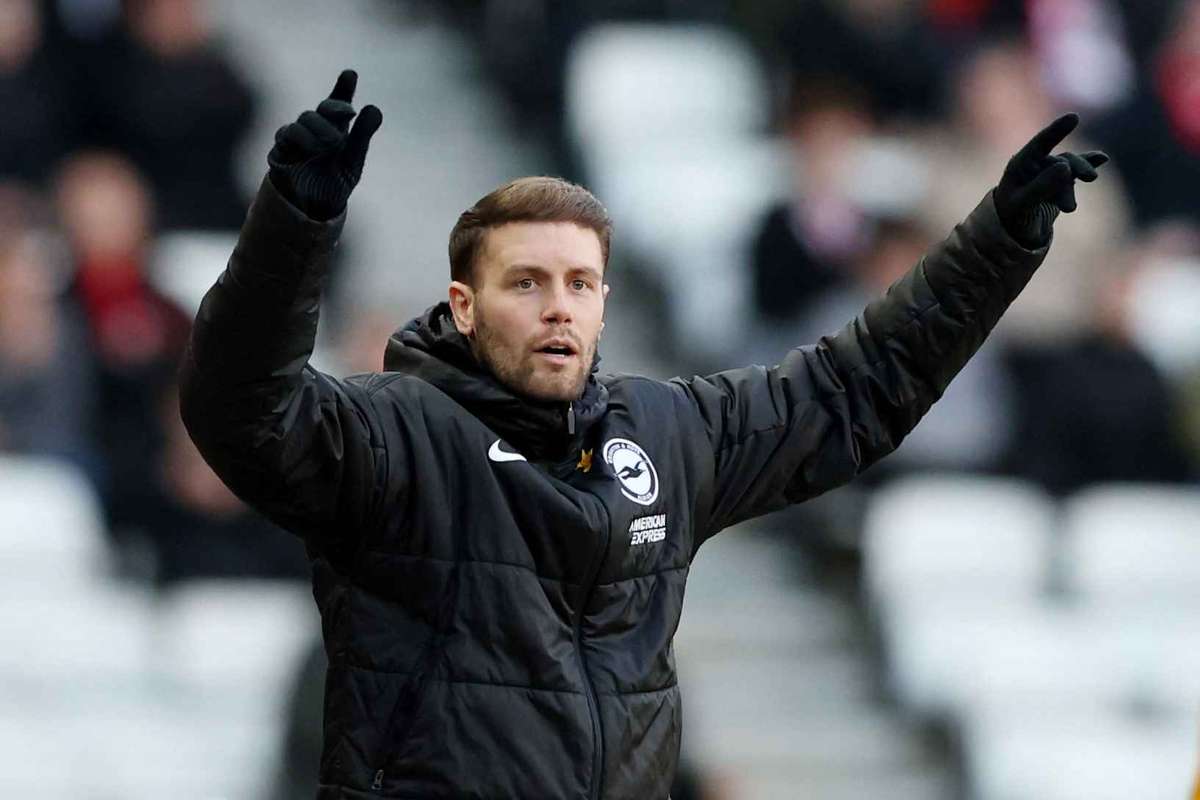 HLV Brighton Hurzeler phản hồi về tin đồn Bayer Leverkusen khi điều khoản giải phóng được tiết lộ