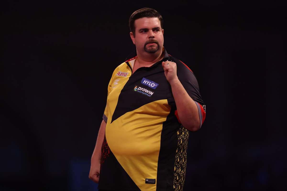 DartsWM Clemens schlägt O'Connor deutlich, van Gerwen ebenfalls in