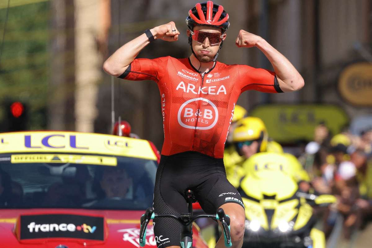 Tour de Francia | Vauquelin conquista la segunda etapa y Pogacar lidera ...