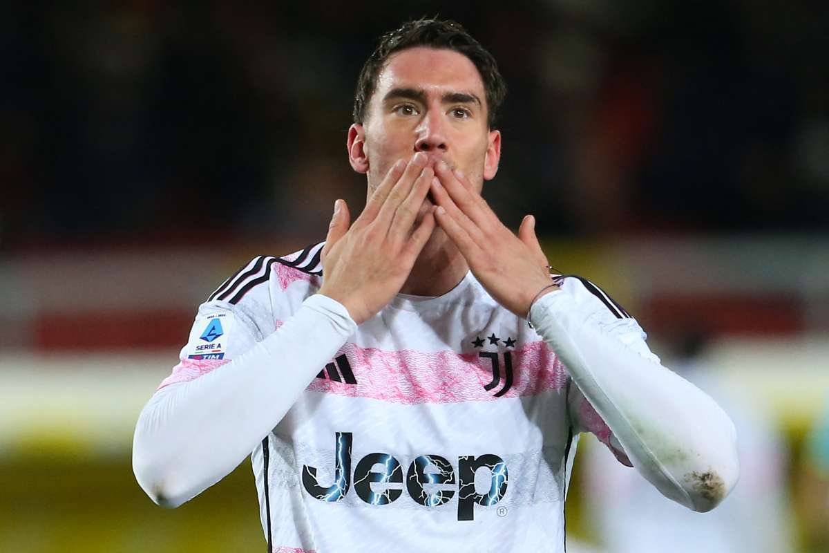 Second-half Vlahovic Double Fires Juventus Past Lecce To Serie A Summit ...