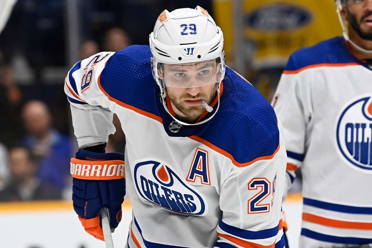 Doppelpack Und Neuer Rekord: NHL-Star Leon Draisaitl Schießt Oilers Zum ...