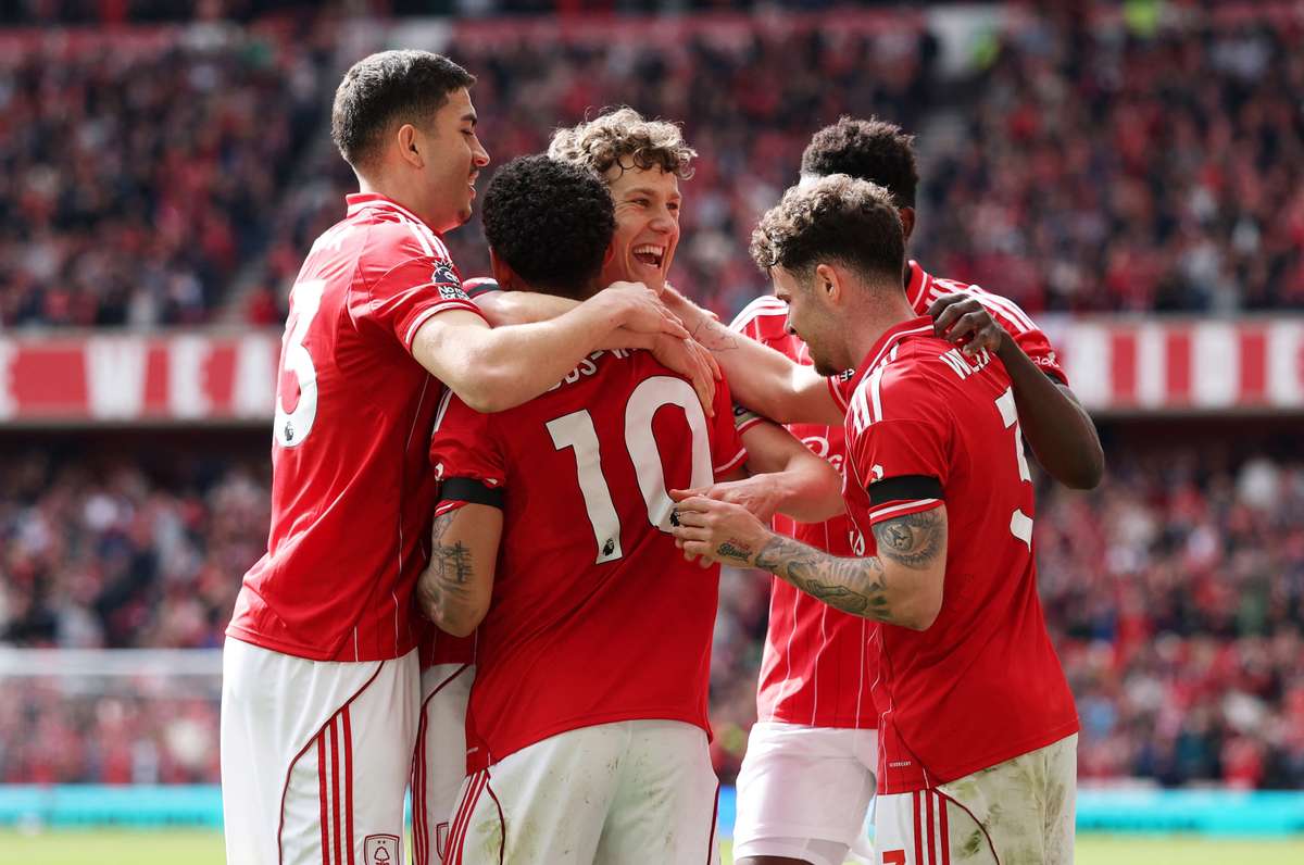 Marinakis thay đổi Forest giữa hy vọng Champions League