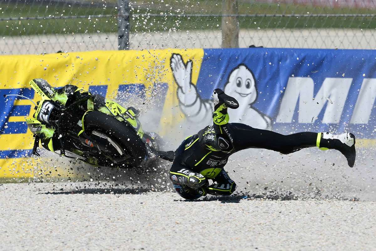 Timeheet Due Only in Australia! Wallaby halts MotoGP practice on Phillip Island ...