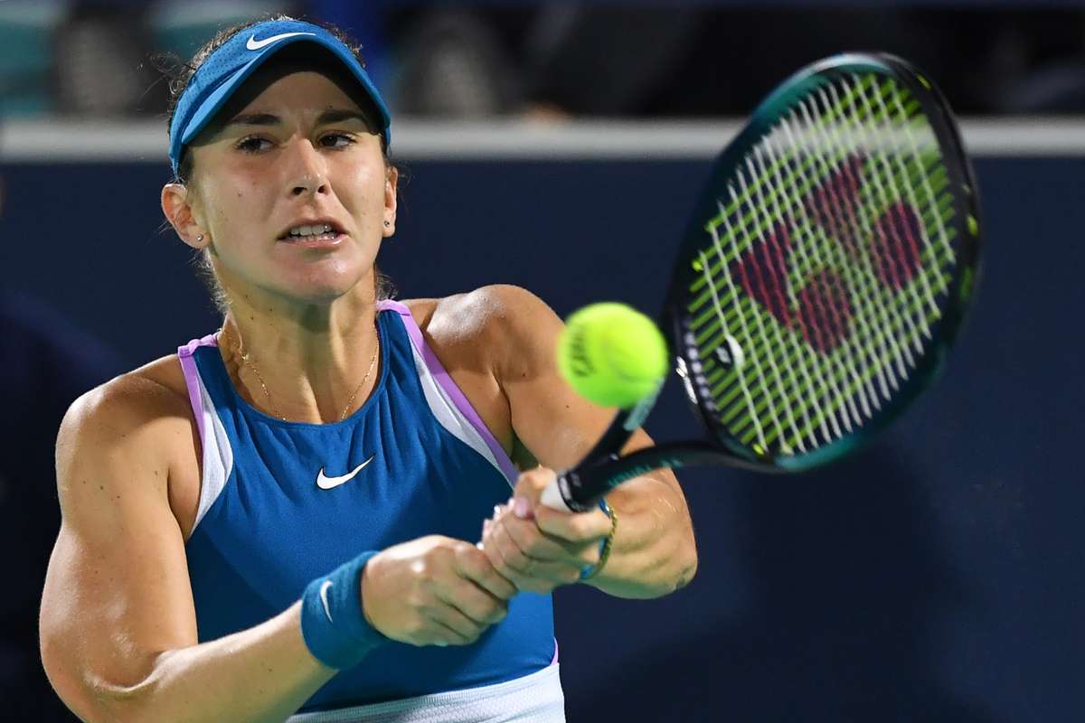 WTA Belinda Bencic sauve trois balles de match et s'impose à Abou