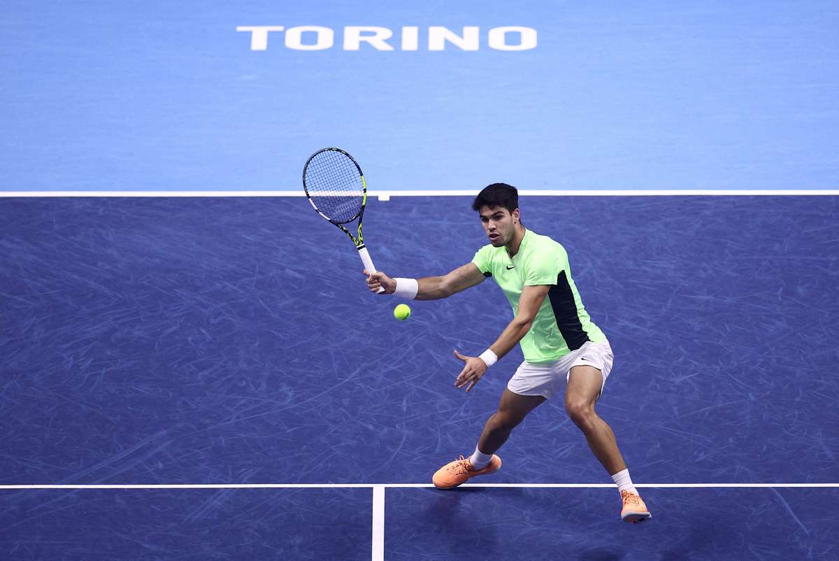 Tennis Tracker Djokovic beats Alcaraz in straight sets to seal final spot in Turin Flashscore