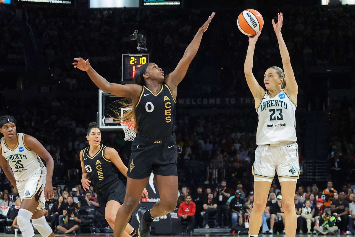 La Fédération Française de Basket-Ball continue de se couvrir de ridicule | Flashscore.fr