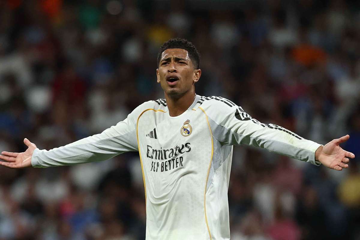 Figo: Lịch sử Real Madrid cho thấy màn lội ngược dòng trước Bayern là có thể xảy ra