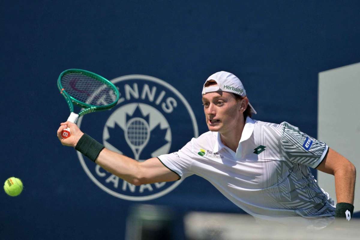 https://livesport-ott-images.ssl.cdn.cra.cz/r1200xfq60/3326b6c3-2a30-4622-aa9e-0c1eb2014f7f.jpeg