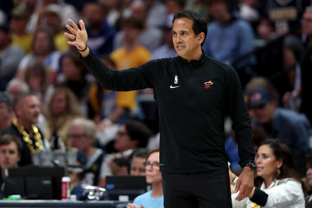 Spoelstra Amplía Su Contrato Con Miami Heat Ocho Años Por 120 Millones ...