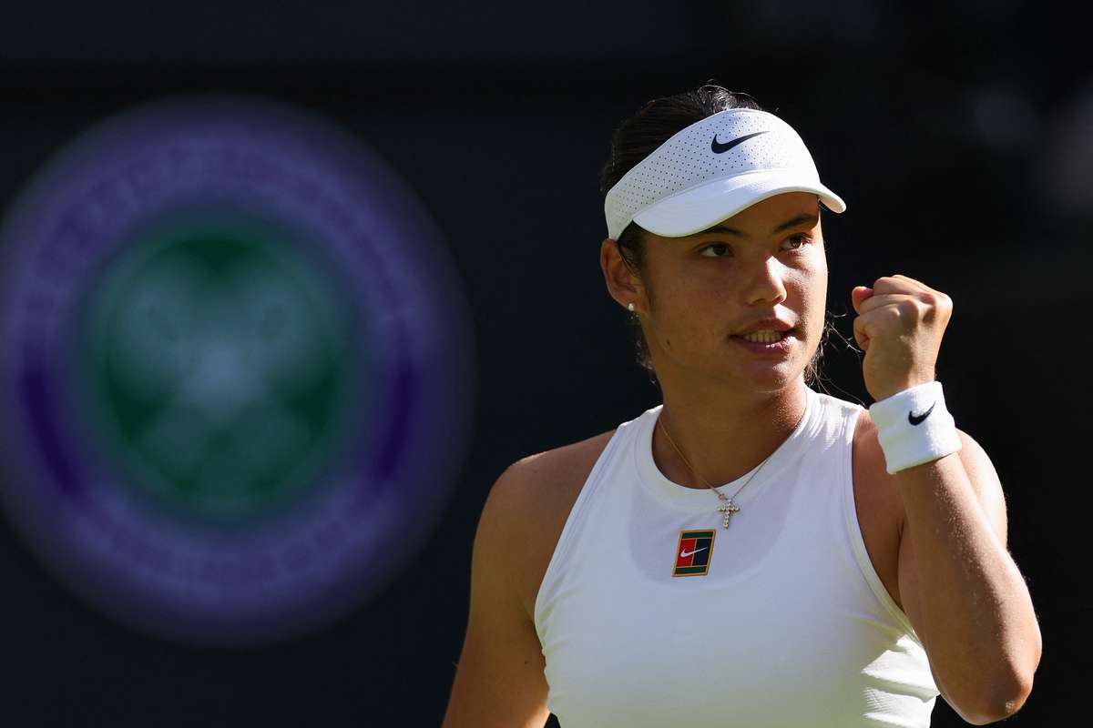 Carlos Alcaraz aspira a su tercer título consecutivo y Emma Raducanu se enfrenta a Aryna Sabalenka