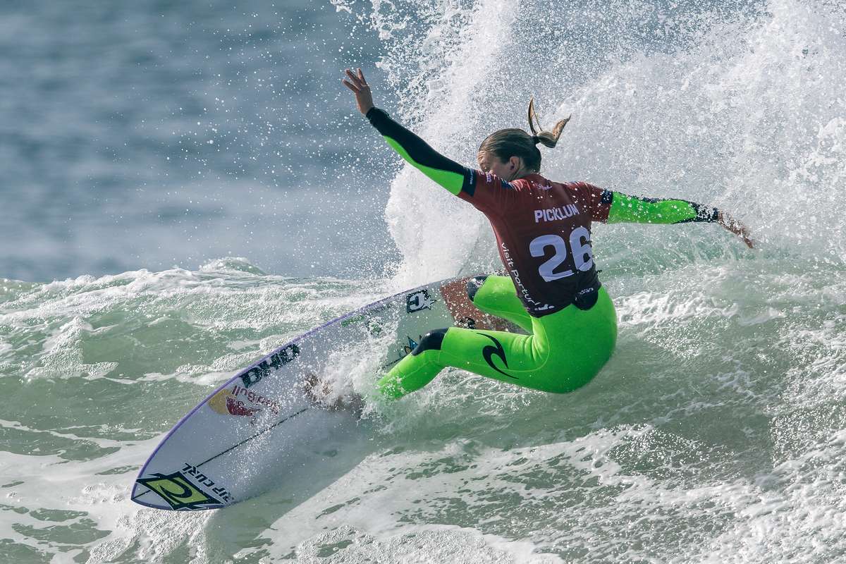 Molly Picklum busca Peniche mágico e liderança mundial na final em Portugal