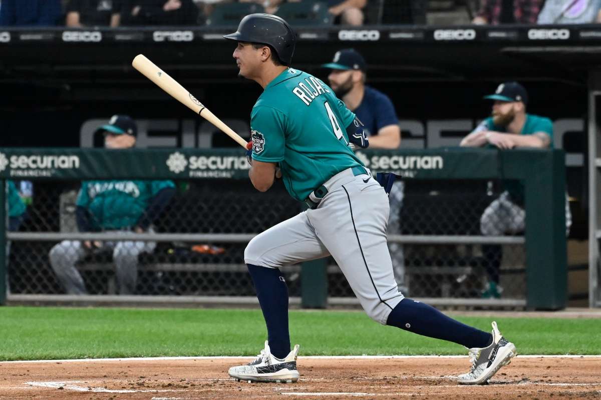 Mountcastle's hit in the 10th gives Orioles a 1-0 win over Mariners, snaps  Seattle's win streak - WTOP News
