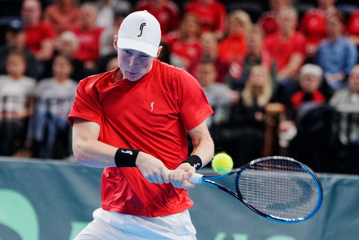 Summer R.davis Elmer Moller complete superb Danish comeback against Bulgaria in Davis ...