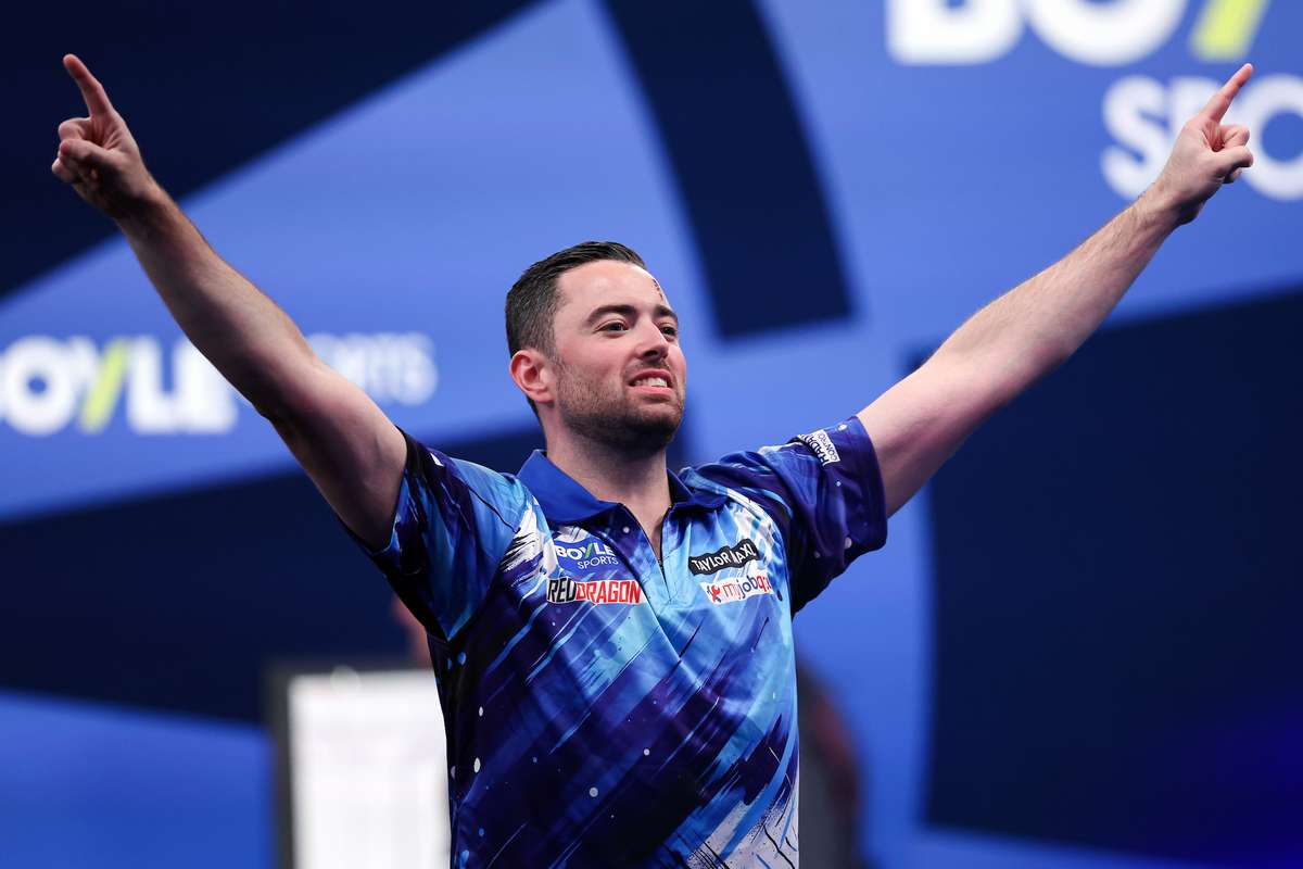Humphries vira sobre Price em final emocionante no World Grand Prix