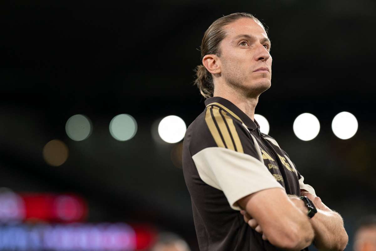 Filipe Luis assume o comando do Monaco. Filipe Luis assume o comando do Monaco.