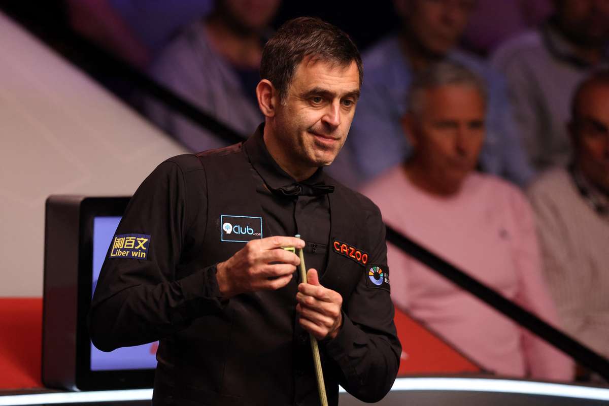 O'Sullivan demolishes Page to sail through World Championship opener ...