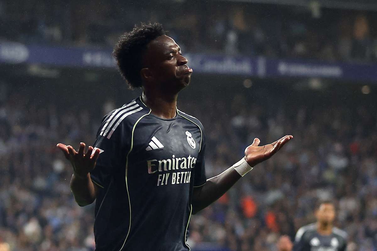 Doppietta di Vinícius rinvia la festa del Barcellona: Real Madrid batte Espanyol 2-0