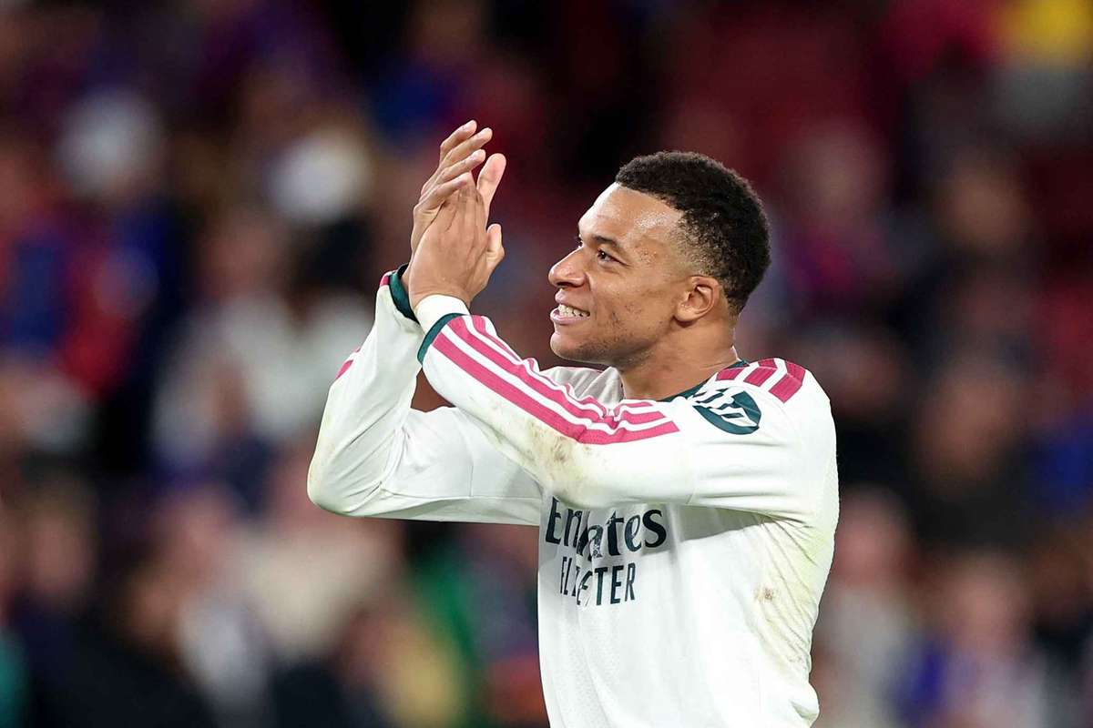 China rejeita declarações e Mbappé perde contratos após polêmica com meme