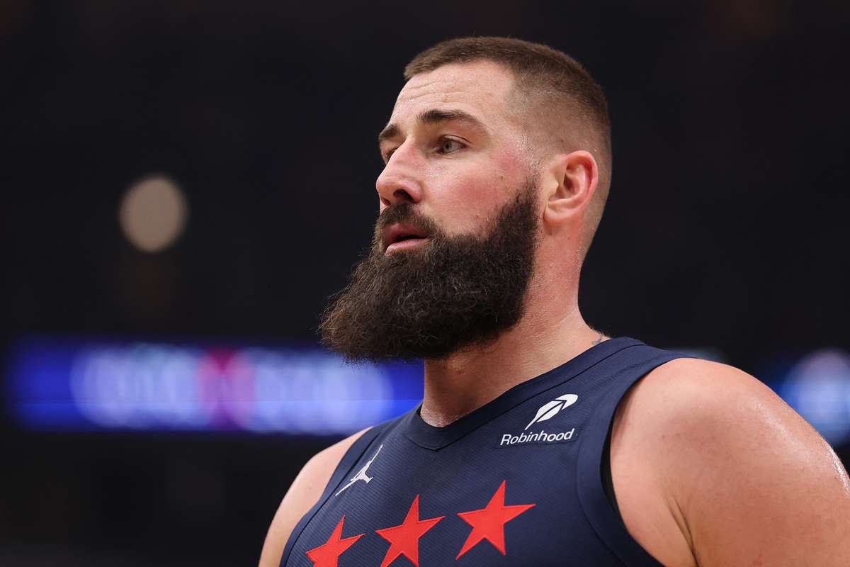 Sacramento Kings acquire veteran center Jonas Valanciunas from Washington |  FlashscoreUSA.com, image size:1200x800