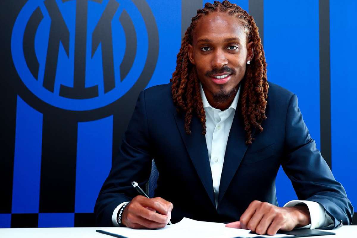 Inter Milan sign England's Djed Spence from Tottenham on ...