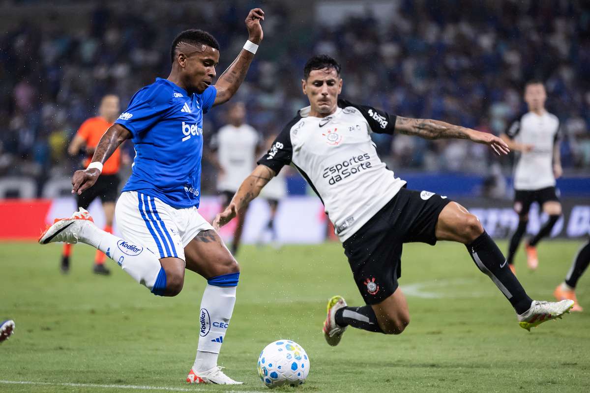 Cruzeiro vê expulsão decidir cede empate para o Corinthians e segue no Z4