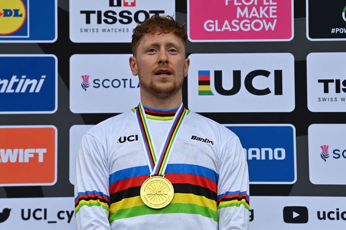 'Cold and shaking' Hatton wins mountain bike world gold | Flashscore.co.uk
