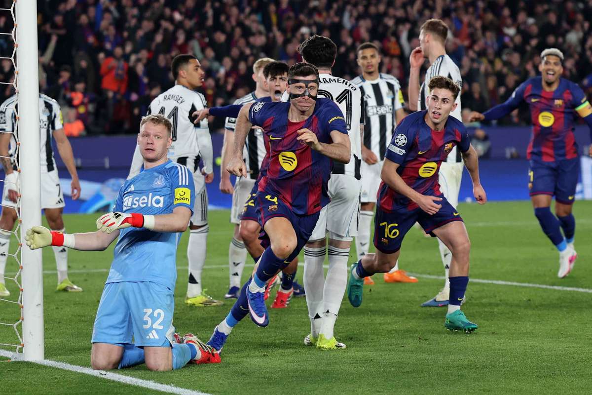 Barcelona tạo nên hiệp hai chói sáng, ghi bảy bàn vào lưới Newcastle và giành quyền đi tiếp