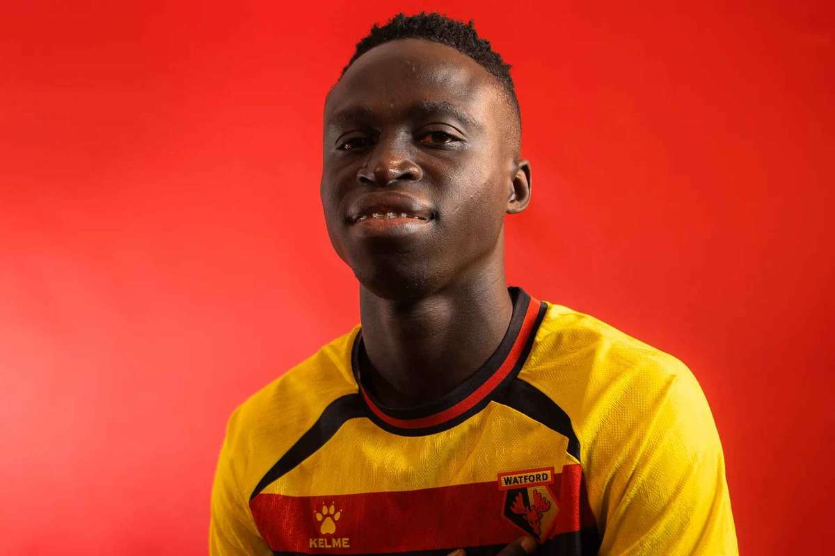 Krepin Diatta é oficializado como novo reforço do Watford para a sequência da temporada