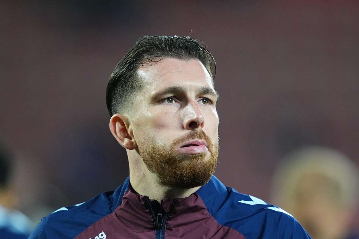 Bộ ba Serie A theo đuổi tiền vệ Pierre-Emile Hojbjerg của Marseille