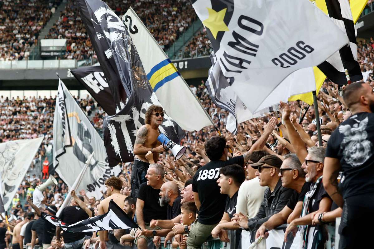 Juventus é multada após torcedores desrespeitarem homenagem a Sandro Mazzola