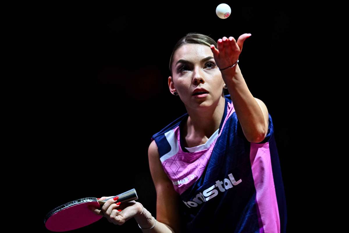 Hanna Ryu Bernadette Szocs va juca pentru aur la dublu feminin la Mondialele de ...