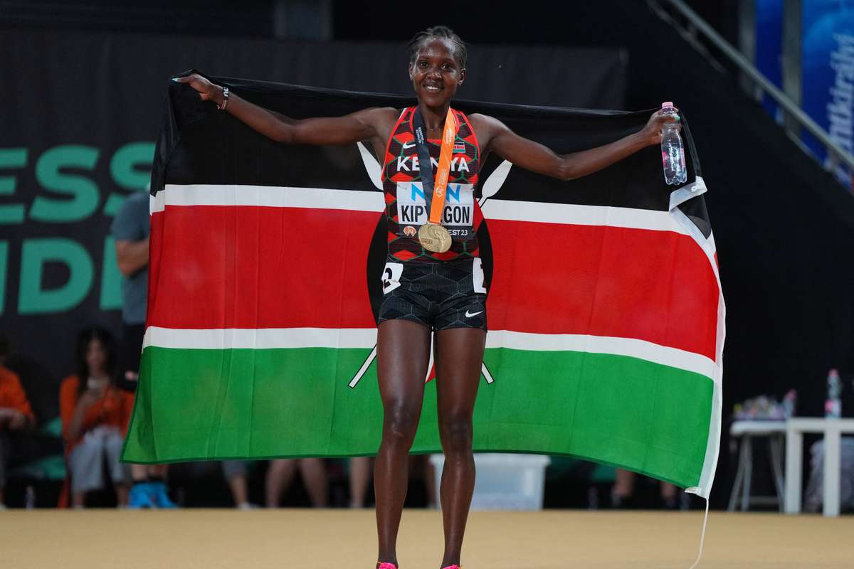 Peerless Kipyegon Cruises To Third 1500m World Gold | Flashscore.com