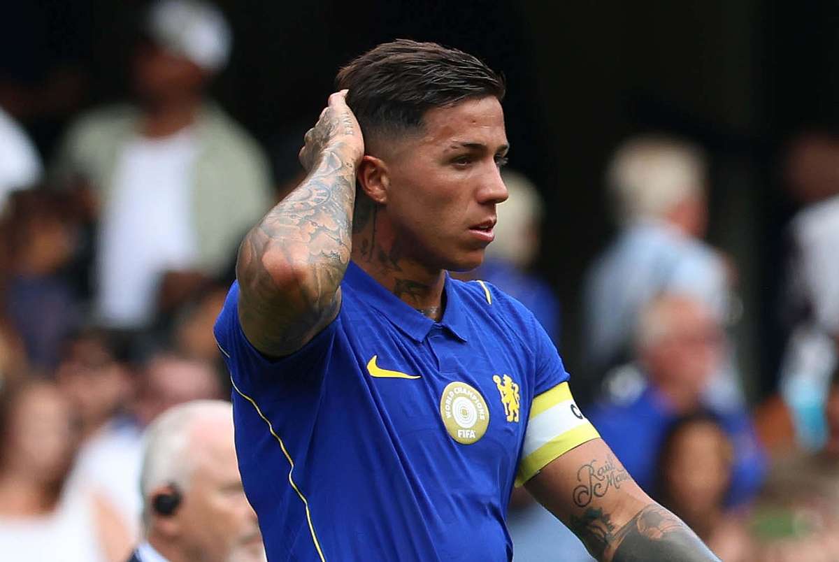 Cole says the Fernandez "saga will definitely drag on" as Man City try and replace Rodri
