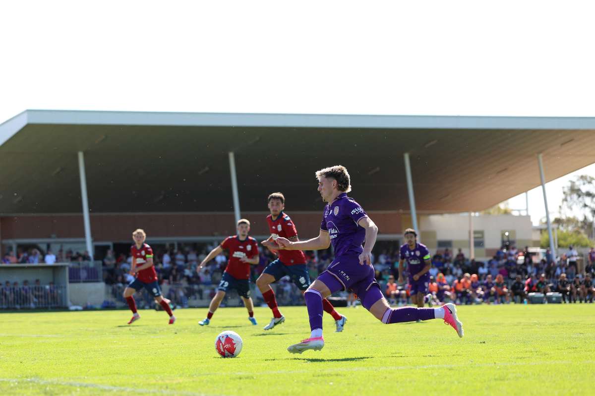 Staff walk out as pay issues strike Perth Glory for fifth time ...