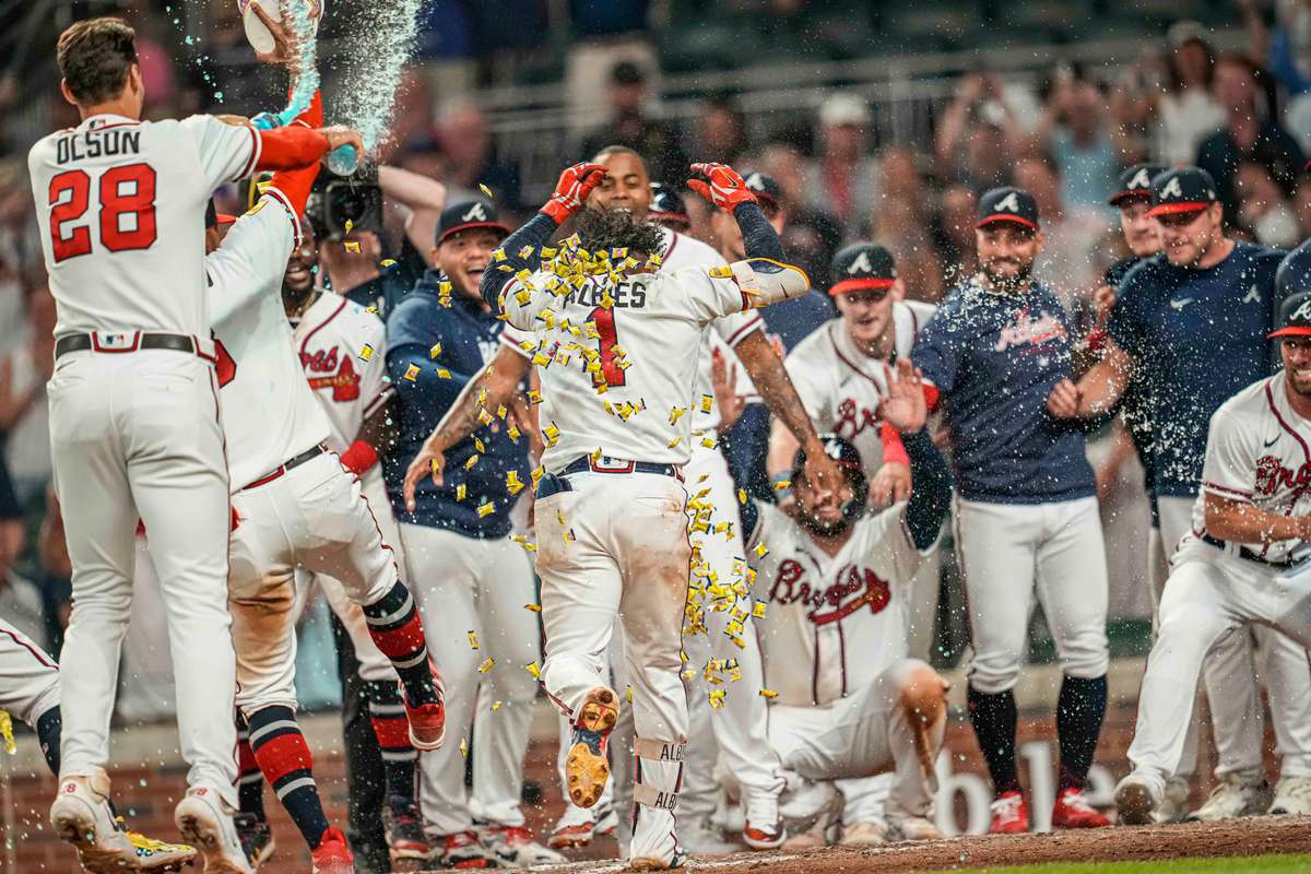 MLB roundup: Atlanta Braves rally, win 10-inning slugfest against New York  Mets