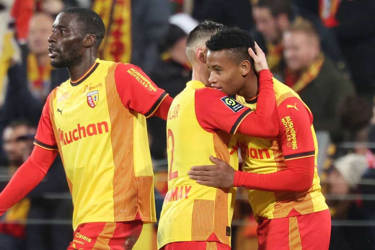 Un RC Lens opportuniste achève les intentions de victoire du Stade de Reims Flashscore fr