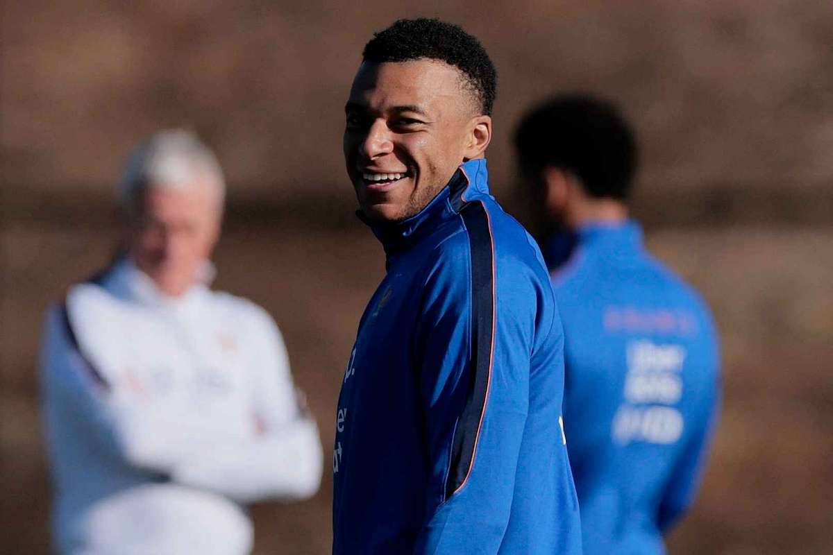 Papin: Tiền đạo Mbappe của Real Madrid là cầu thủ vĩ đại nhất của Pháp