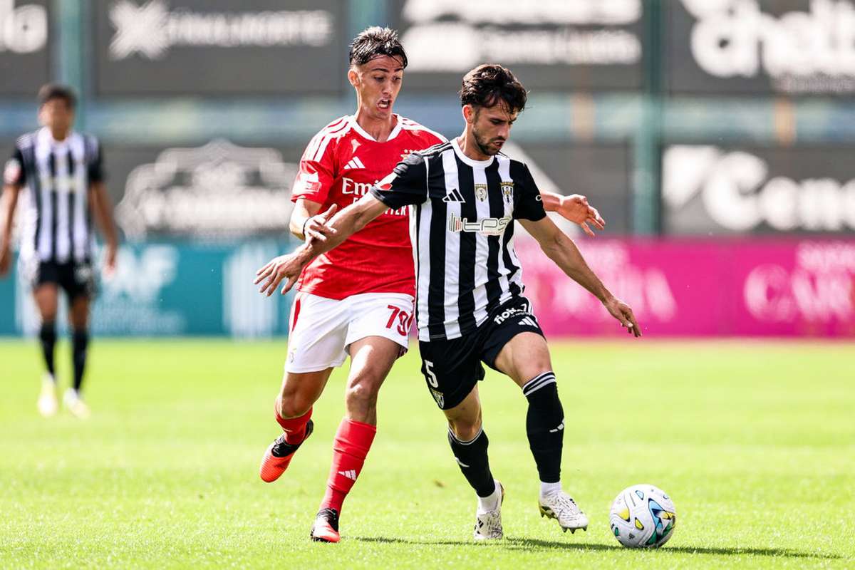 Liga 2: AFS bate Feirense (2-0), Amarante vence Benfica B (1-0) | Flashscore.pt Liga 2: AFS bate Feirense (2-0), Amarante vence Benfica B (1-0) | Flashscore.pt