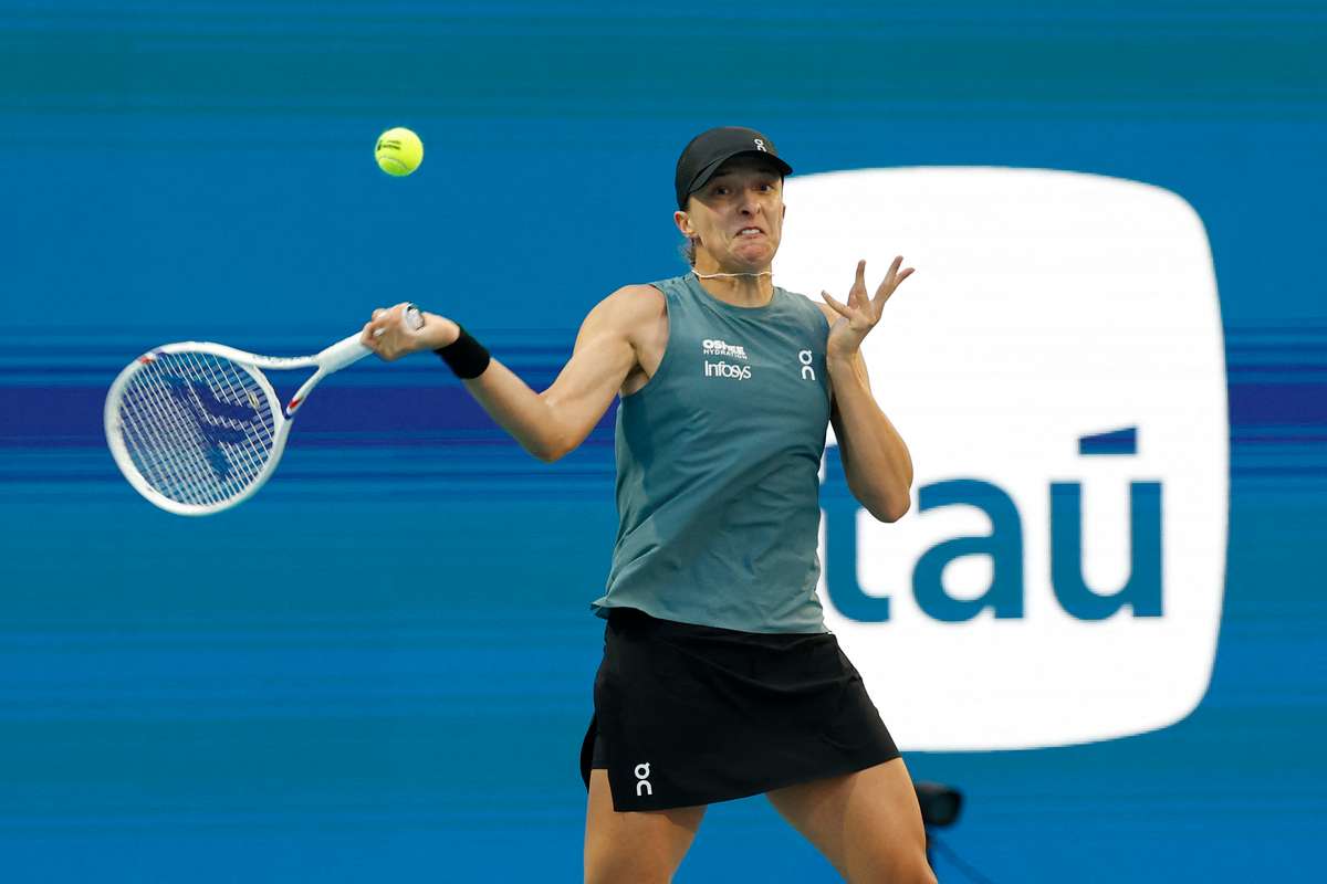https://livesport-ott-images.ssl.cdn.cra.cz/r1200xfq60/61620caa-a1d9-434c-b66a-d0b48cfee286.jpeg