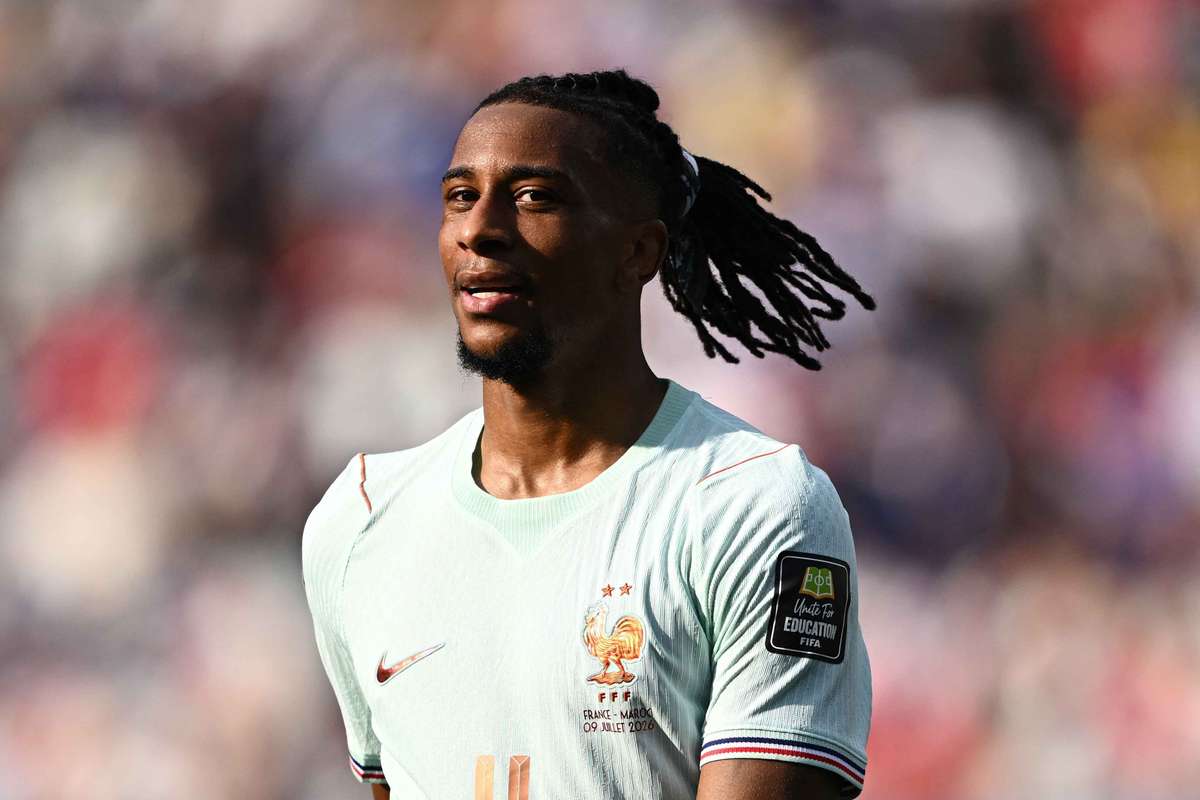 Olise requests Bayern talks as Real Madrid circle