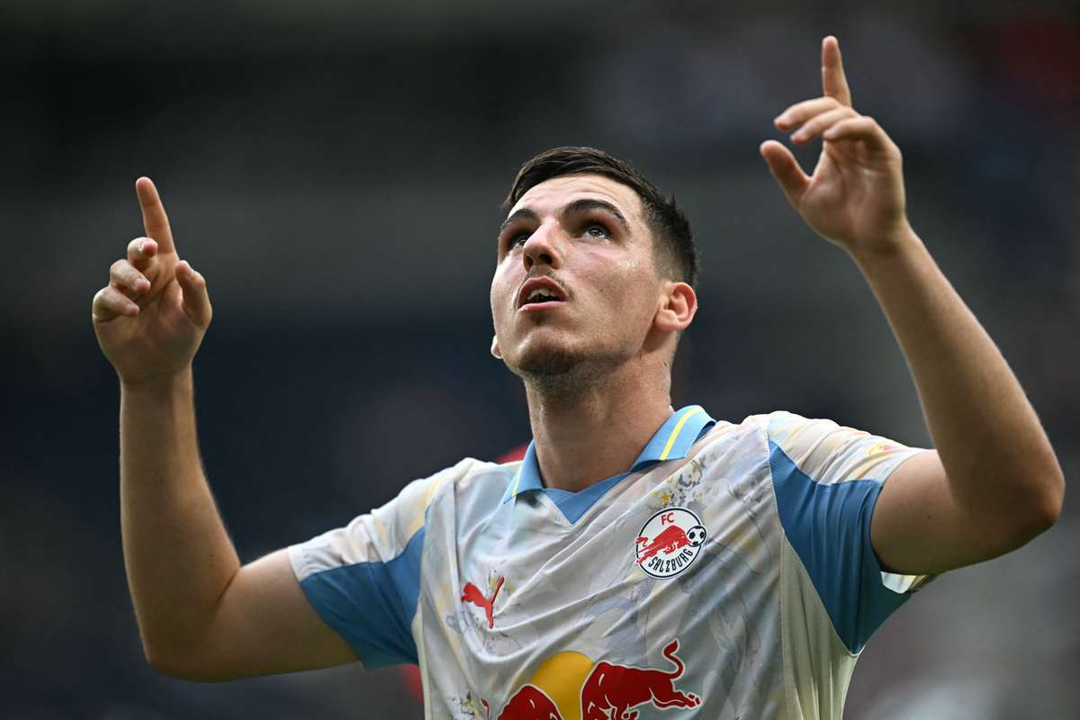 Oscar Gloukh, autor de um dos gols da partida (Foto: PAUL ELLIS / AFP)