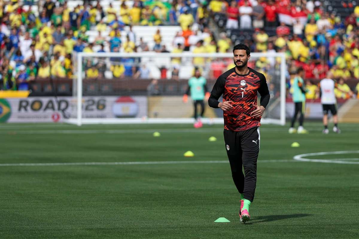 Egypt goalkeeper Mohamed El Shenawy confident ahead of 'huge' World Cup opener vs Belgium